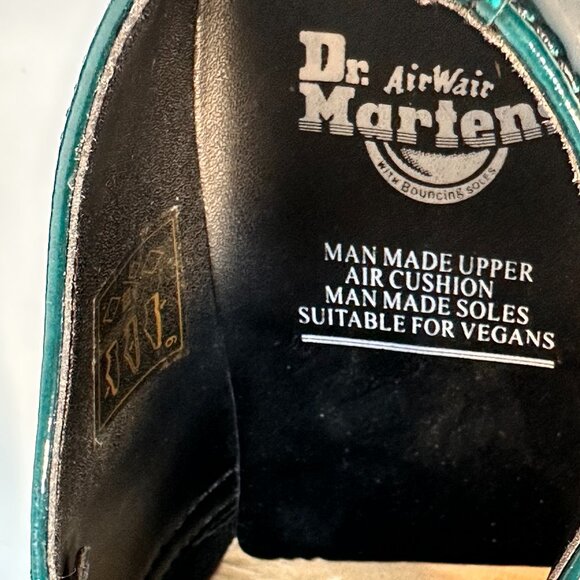 Dr Martens Shoes. M-7 L-8 - Picture 7 of 16